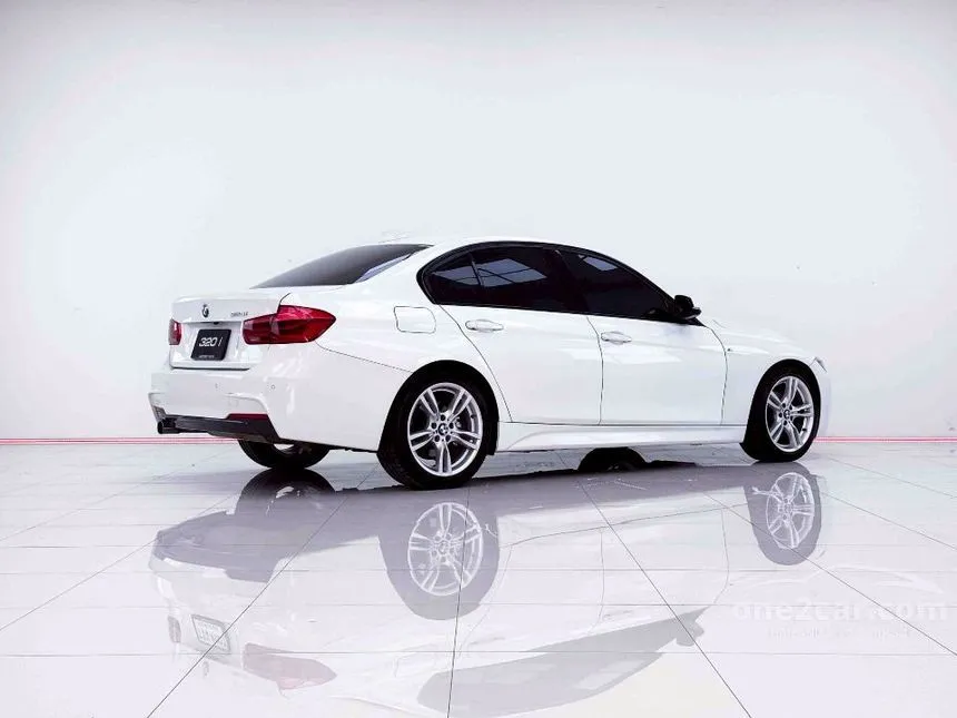 2016 BMW 320i Sedan