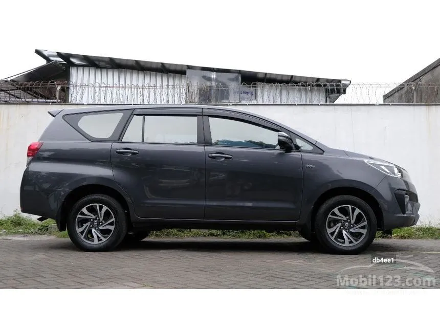 2022 Toyota Kijang Innova G MPV