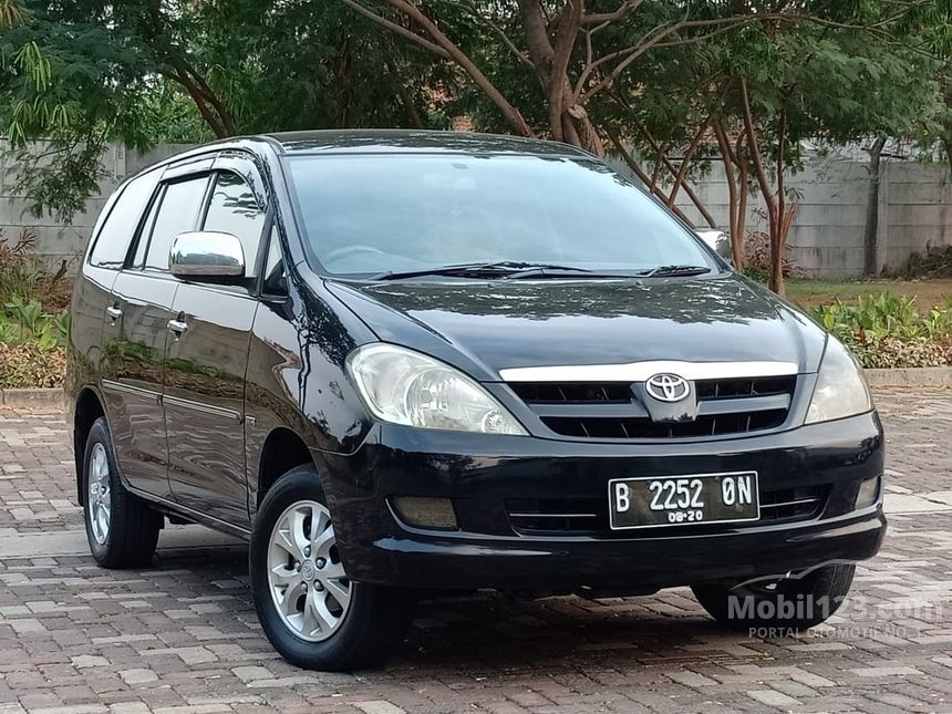 Jual Mobil Toyota Kijang Innova 2005 V 2.0 di Jawa Barat Manual MPV