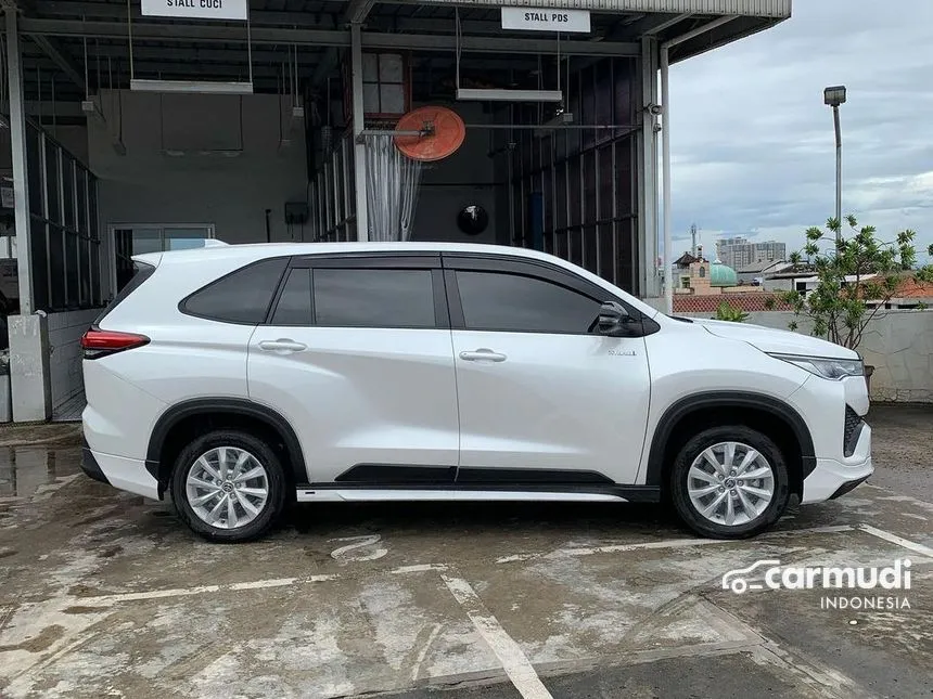 Toyota Kijang Innova Zenix 2023 V HV Modellista 2.0 in Banten Automatic ...