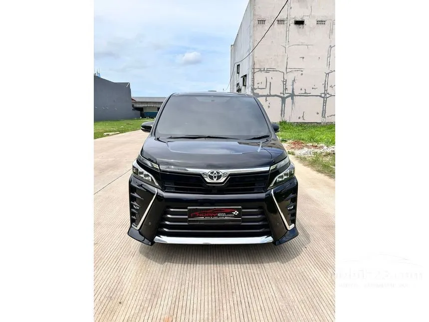 Jual Mobil Toyota Voxy 2018 2.0 di Banten Automatic Wagon Hitam Rp 325.000.000