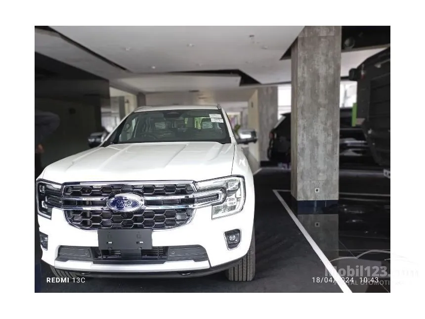Jual Mobil Ford Everest 2024 Titanium 2.0 di DKI Jakarta Automatic SUV Putih Rp 933.000.000