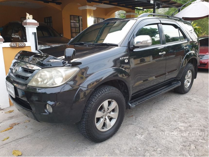 Toyota fortuner 2005