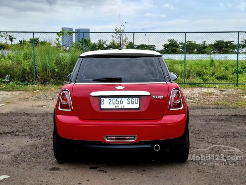 2014 MINI Cooper John Cooper Works 3 Door Hatchback