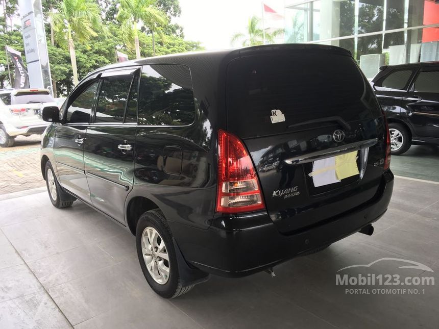 Jual Mobil  Toyota Kijang Innova  2008  V 2 5 di Jawa Barat 