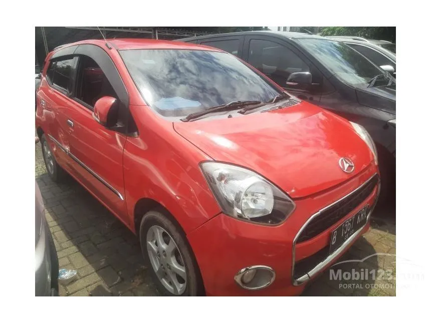 Jual Mobil Daihatsu Ayla 2015 X 1.0 di Banten Automatic Hatchback Merah Rp 89.000.000