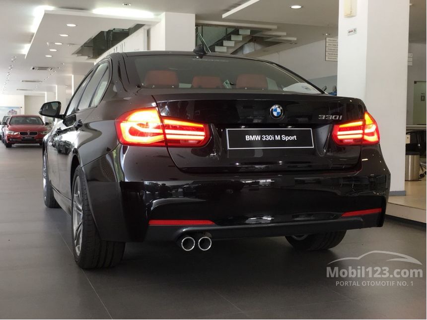 Jual Mobil  BMW 330i 2019 M Sport  2 0 di  DKI Jakarta  