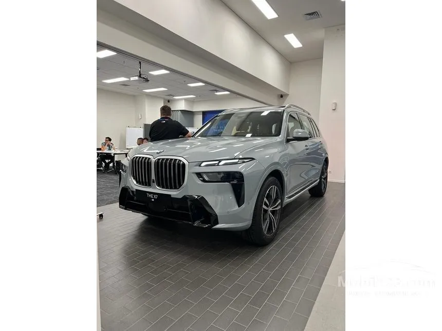 Jual Mobil BMW X7 2023 xDrive40i M Sport 3.0 di DKI Jakarta Automatic ...