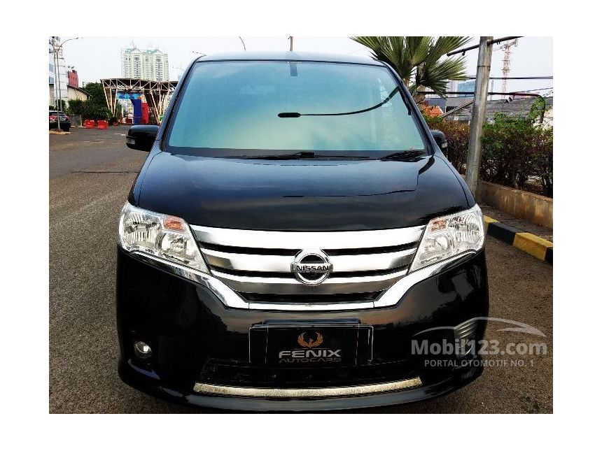 Jual Mobil Nissan Serena 2013 Panoramic 2.0 di DKI Jakarta ...