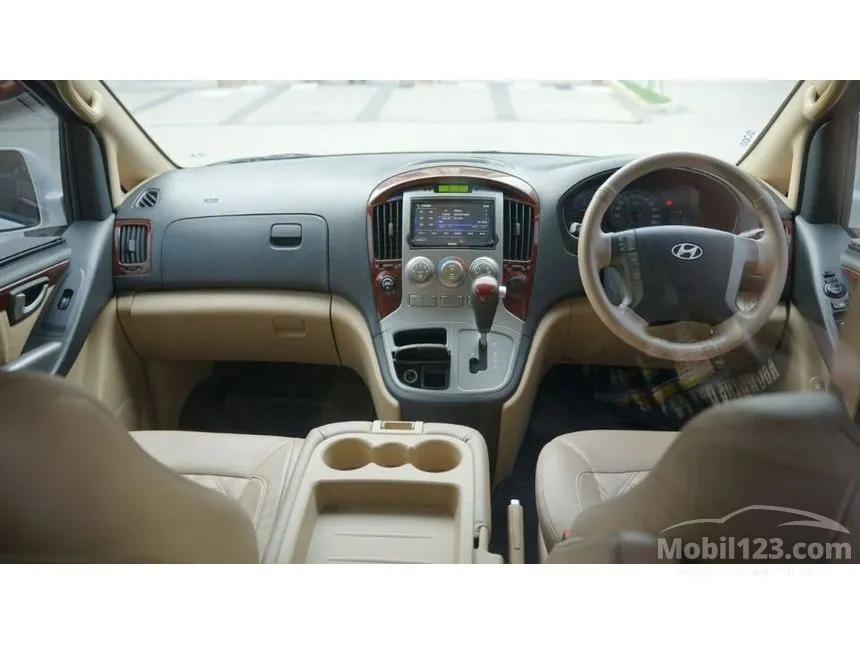 2014 Hyundai H-1 Royale MPV