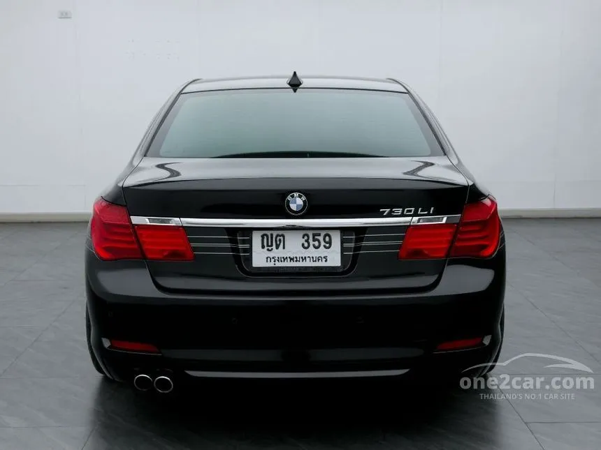 2010 BMW 730Li Sedan
