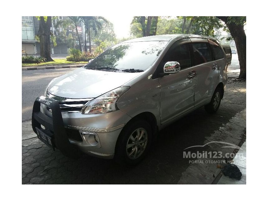 Jual Mobil  Toyota Avanza  2013 G 1 3 di Jawa  Timur  