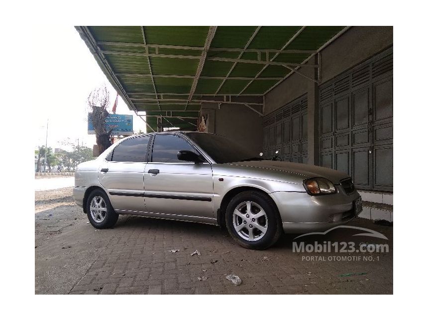 Jual Mobil  Suzuki  Baleno  2001 SY 1 5 di Jawa  Tengah  