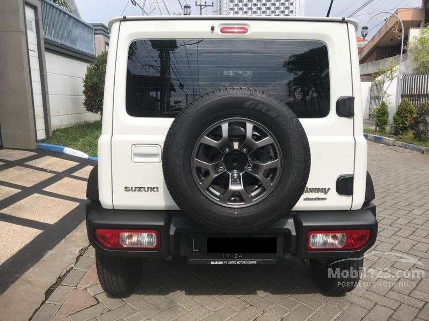 Jual Mobil  Suzuki  Jimny  2021 1 5 di Jawa Timur Manual 