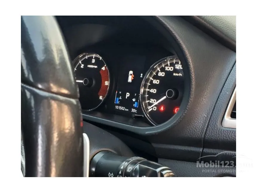 2019 Mitsubishi Pajero Sport Dakar 4X2 SUV