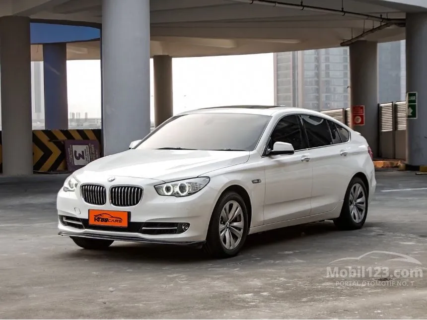 2011 BMW 535i Luxury GT Hatchback