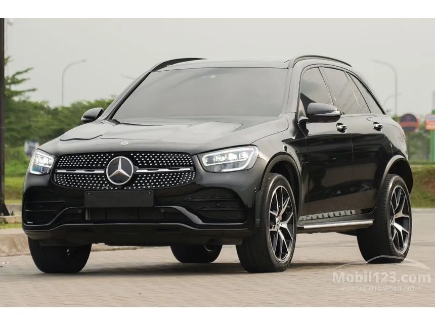 2022 Mercedes-Benz GLC200 Night Edition AMG Line SUV