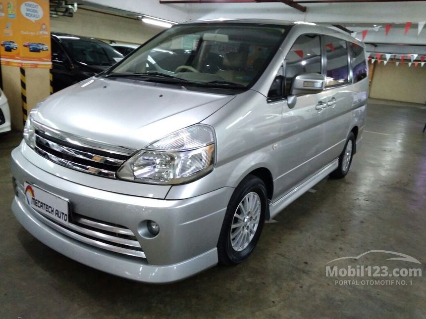 Jual Mobil Nissan Serena 2012 Highway Star Autech 2.0 di 