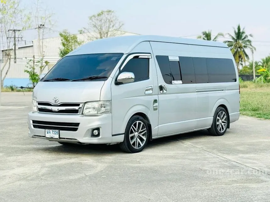 2011 Toyota HIACE D4D Van