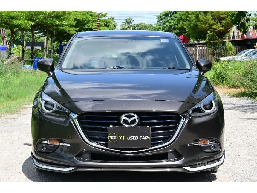 2017 Mazda 3 S Sports Hatchback