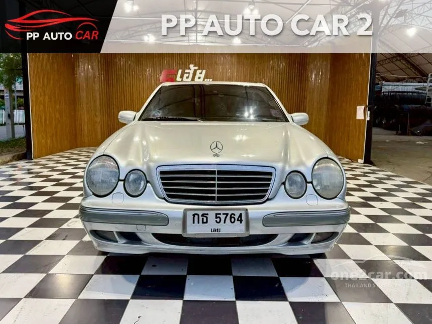 2000 Mercedes-Benz E240 Avantgarde Sedan