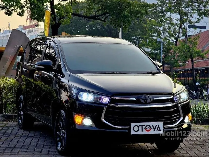 2017 Toyota Kijang Innova V MPV