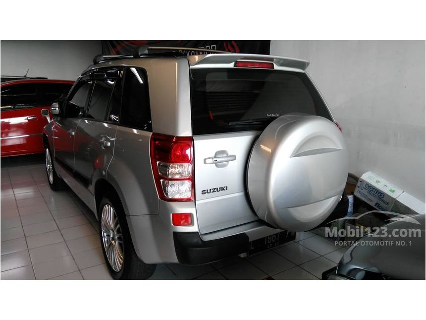 Jual Mobil  Suzuki  Grand  Vitara  2009 JLX 2 0 di Jawa  Timur  