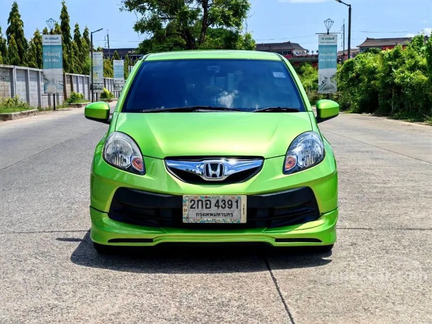 2014 Honda Brio V Hatchback