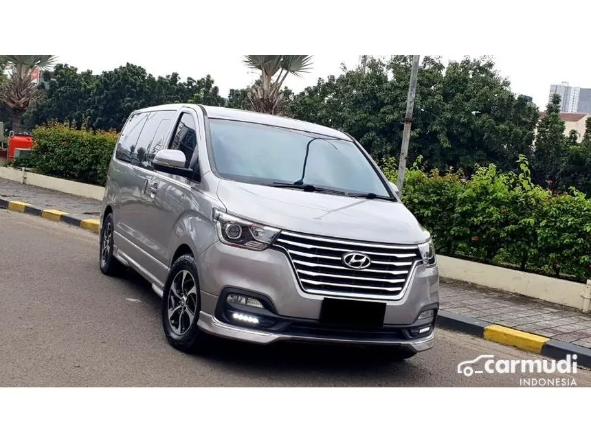 2019 Hyundai H-1 Royale MPV