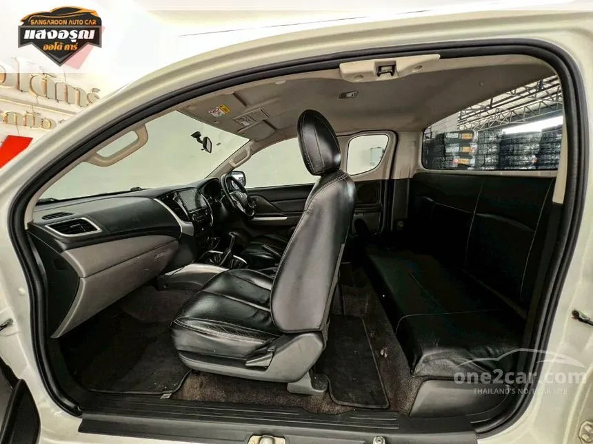 2018 Mitsubishi TRITON GLX Plus Mega Cab Pickup
