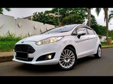 Ford fiesta S matic 2014 putih tgn`01 TERAWAT