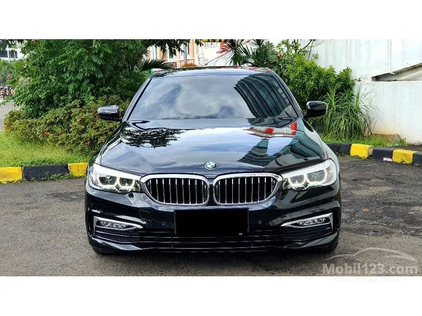 Jual Mobil BMW 520i 2018 Luxury 2.0 di DKI Jakarta Automatic Sedan Hitam Rp 625.000.000