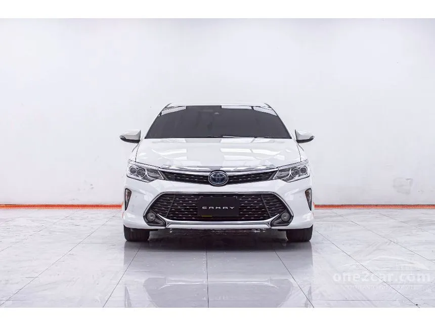 2017 Toyota CAMRY Hybrid Premium Sedan