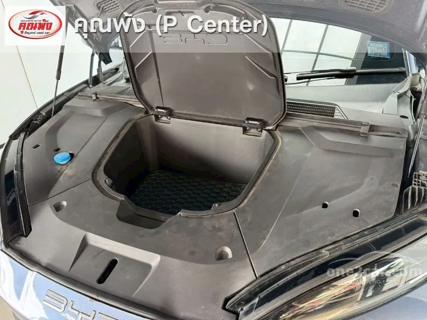 2023 BYD Seal Performance Sedan