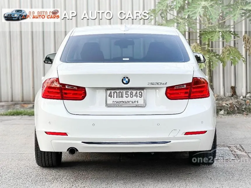 2015 BMW 320d Sport Sedan