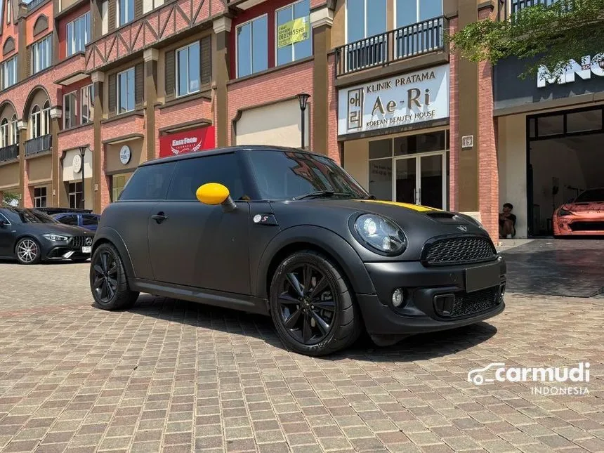 2012 MINI Cooper S Hatchback