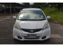 2011 Honda Jazz 1.5 (ปี 08-14) V Hatchback AT