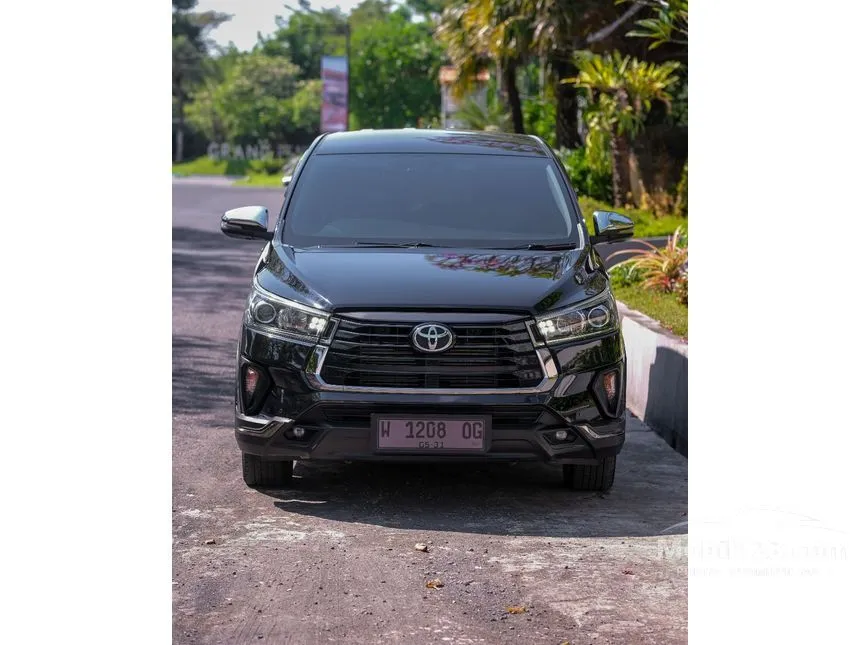 2021 Toyota Kijang Innova Venturer MPV