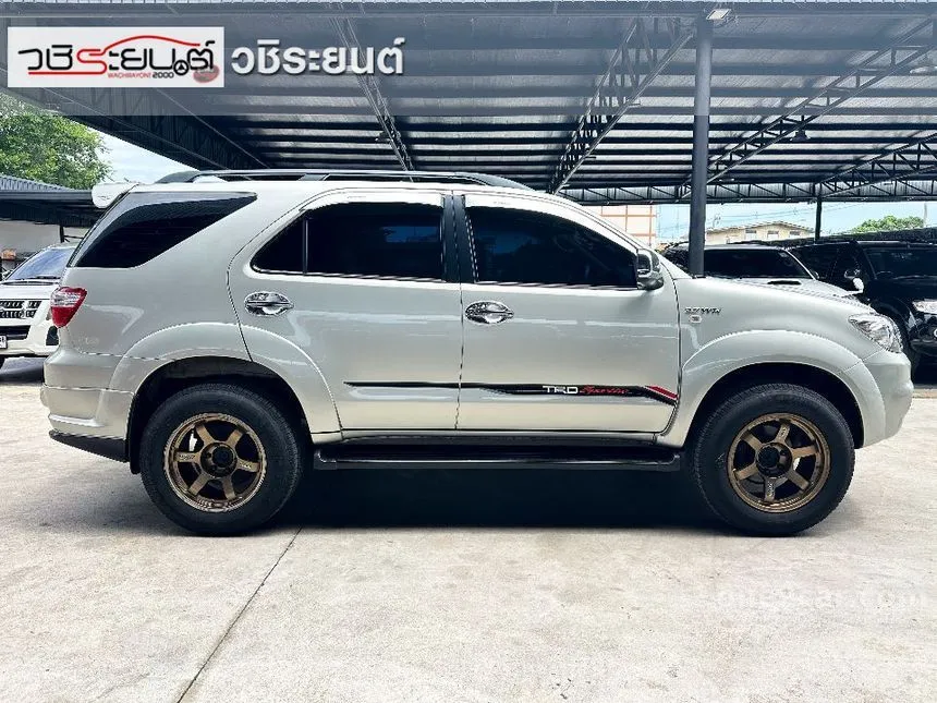 2009 Toyota FORTUNER V SUV