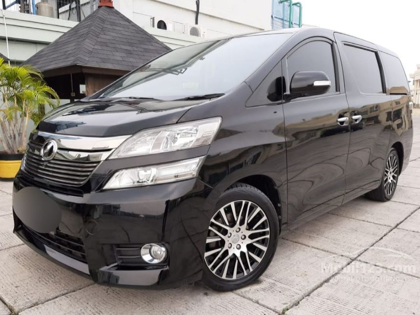 Toyota vellfire 2012