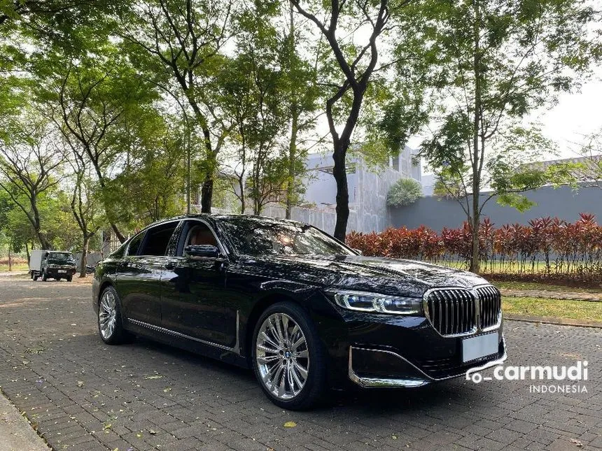 2020 BMW 740Li Opulence Sedan