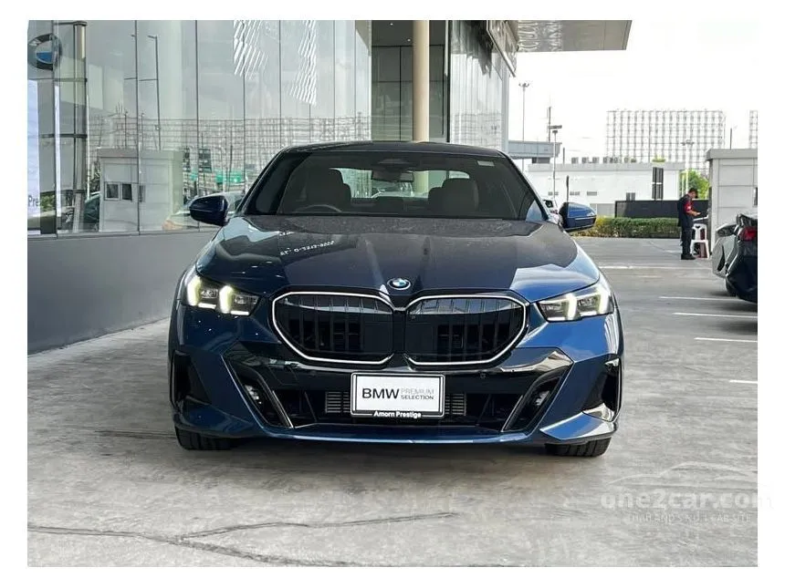 2026 BMW 530e M Sport Pro Sedan