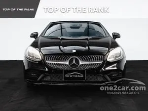 2017 Mercedes-Benz SLC300 2.0 AMG Dynamic Convertible