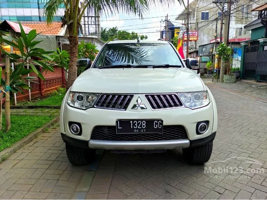 Jual Mobil Mitsubishi Pajero Sport 2012 Exceed 2.5 di Jawa Timur Automatic SUV Putih Rp 237.500.000