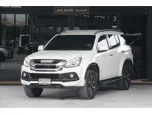 2019 Isuzu MU-X 3.0 (ปี 13-19) DVD 4WD SUV
