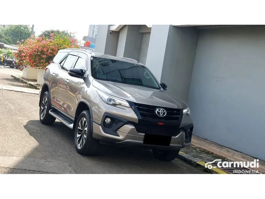2018 Toyota Fortuner VRZ TRD 4X2 SUV