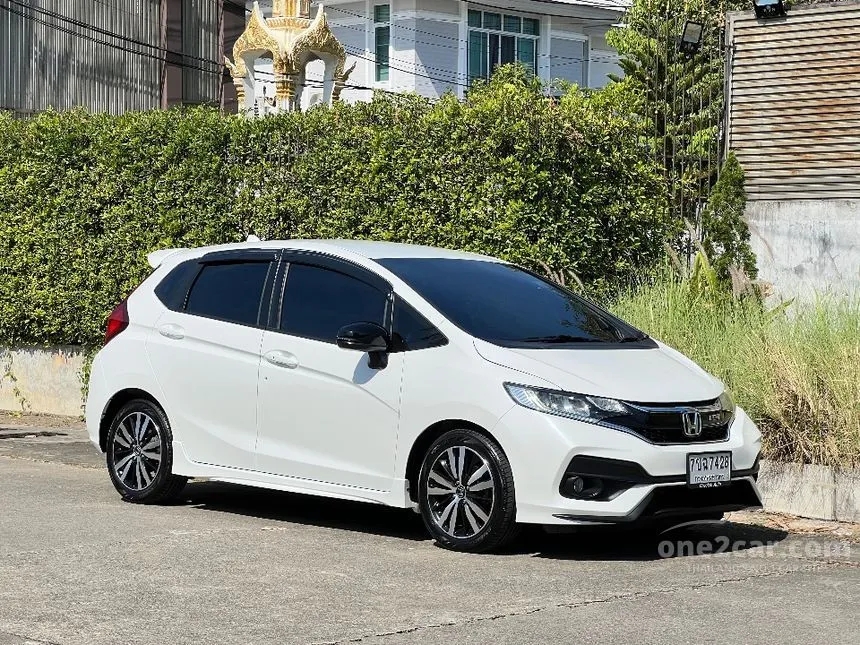 2017 Honda JAZZ RS Hatchback