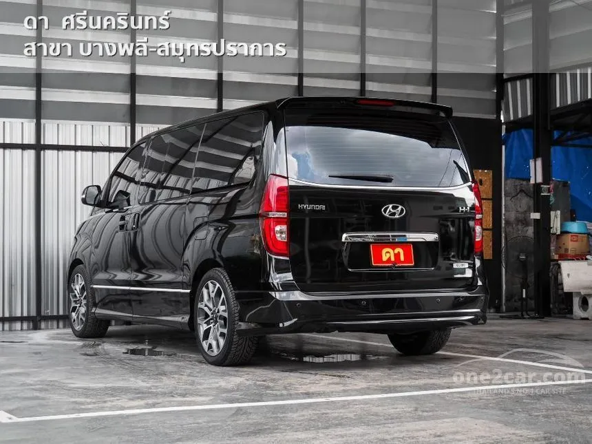 2018 Hyundai H-1 Elite Van