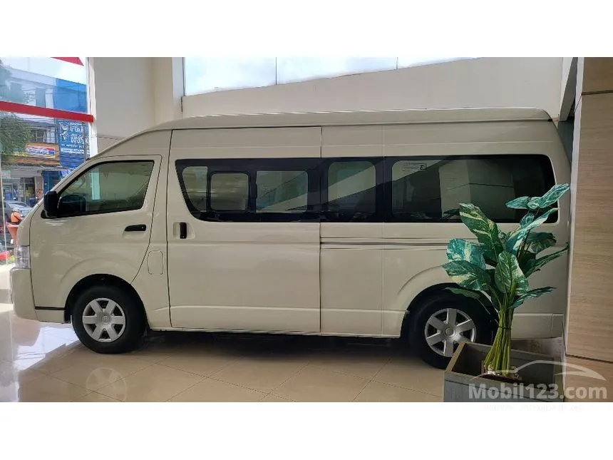 2026 Toyota Hiace Commuter Van