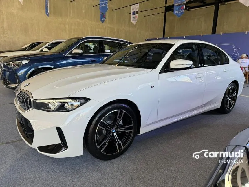 2025 BMW 320i M Sport Sedan